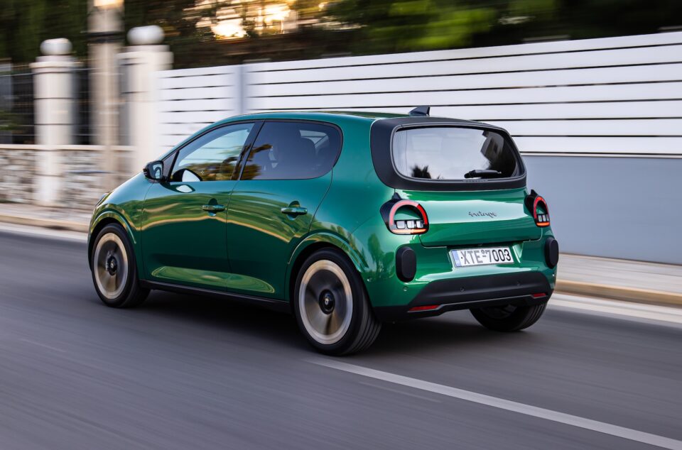 Οδηγούμε στην Ελλάδα το νέο Renault Twingo E-Tech-1