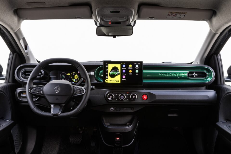 Οδηγούμε στην Ελλάδα το νέο Renault Twingo E-Tech-5