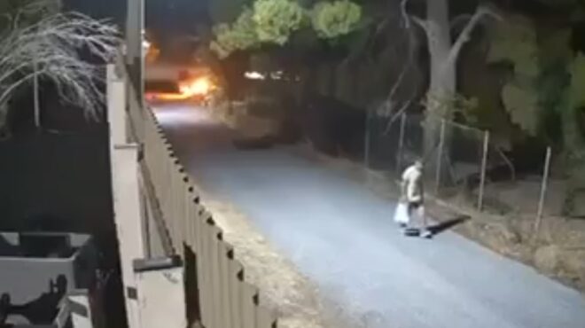 ανοιξη-η-στιγμή-που-ο-50χρονος-βάζει-φωτ-564353566