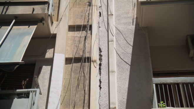 αυτοψία-της-κ-στα-ραγισμένα-κτίρια-τ-564350101