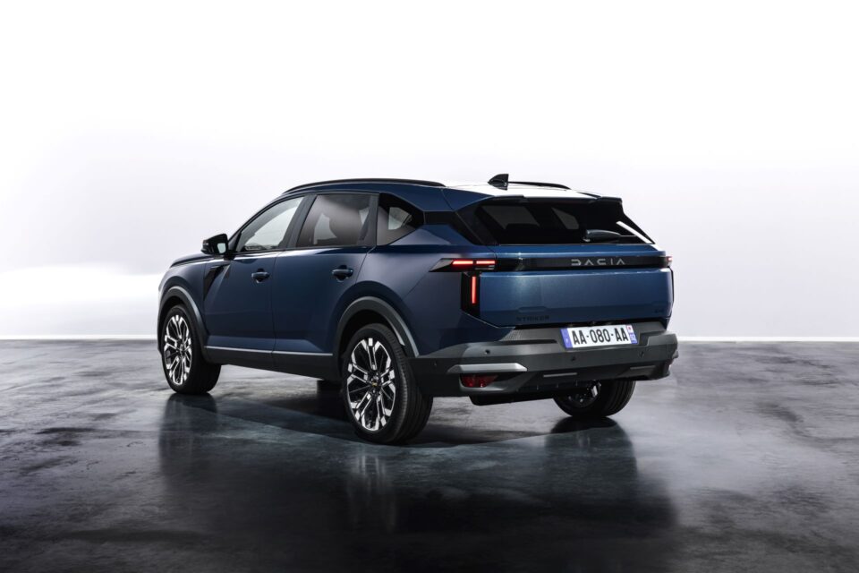 Αποστολή στο Μιλάνο για το νέο Dacia Striker-1