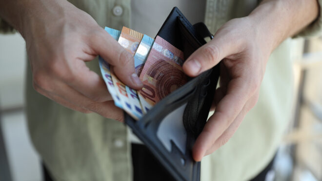 στοιχεία-από-93-χώρες-για-ελληνες-φορολο-564320608