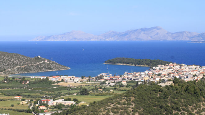 νέο-ξενοδοχείο-και-τουριστικό-χωριό-μ-564372547
