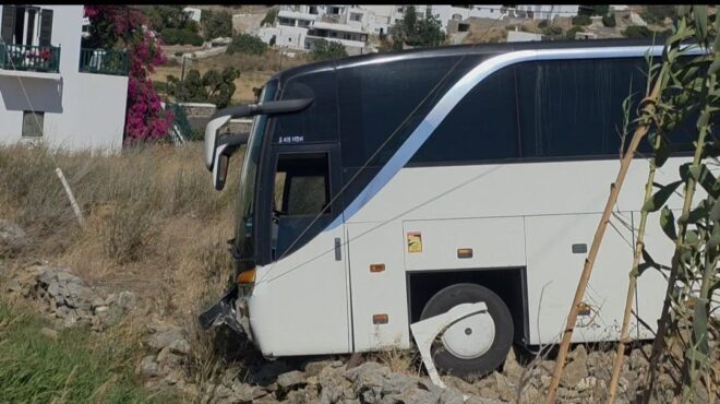 μύκονος-τουριστικό-λεωφορείο-βγήκε-ε-564323509