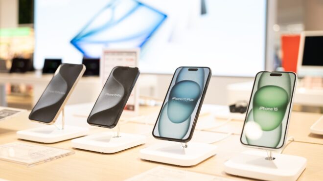 η-openai-θέλει-να-χτίσει-τον-αντίπαλο-του-iphone-564341644