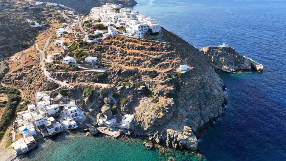Μικρά μυστικά για 31 νησιά-10