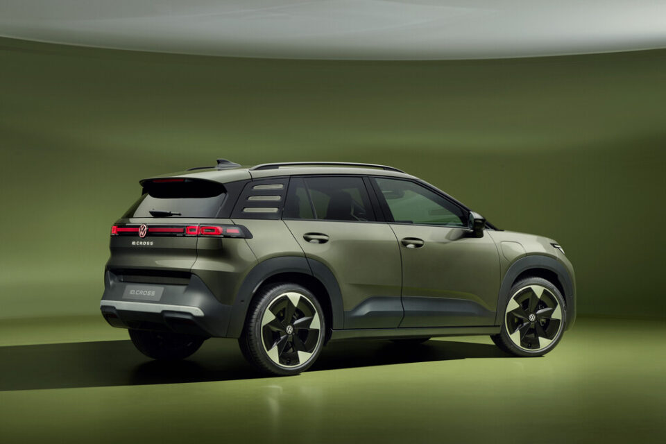 Στο Αμβούργο για την αποκάλυψη του νέου VW ID. Cross-1