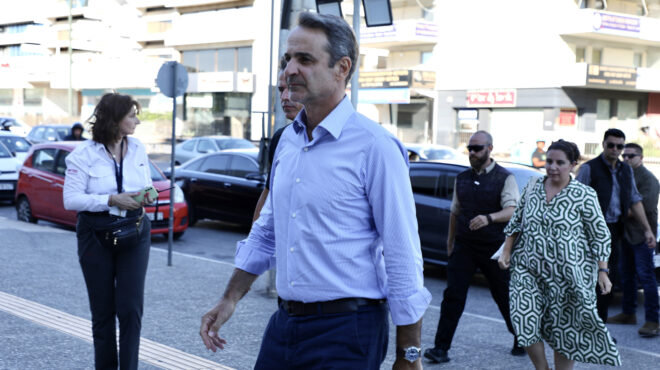 μητσοτάκης-μετέβη-στο-κέντρο-διαχείρ-564379885