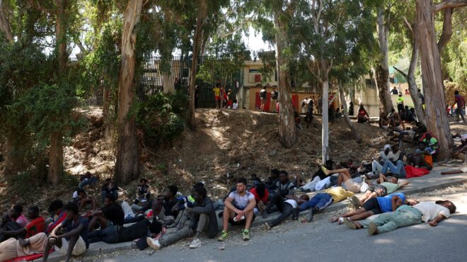 θέουτα-τουλάχιστον-72-είναι-οι-νεκροί-α-564380848